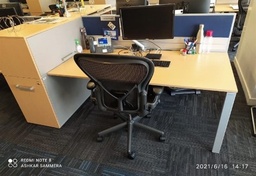 [#E5-115] Desk with Cupboard (L:160cm)