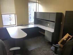 [#E8-23] Private Office Suite