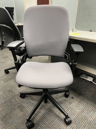 [#B13-Pic 72] Grey And Black Task Chair, Steelecase 