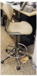 [#B1-35] Teller Stool 1
