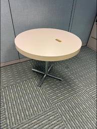 [#C5-7] Round table, 36x29"