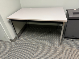 [#C5-10] Rectangle table, 48x29x30"