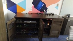 [#D5-133] Credenza