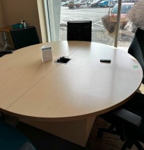 [#C8-2] Round Meeting Table