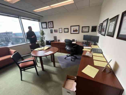 [#E6-29] Long Desk private office suite (4)