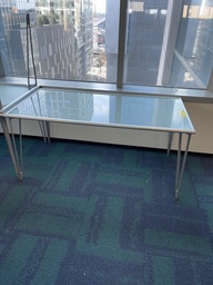 [#C4-76] Glass Table