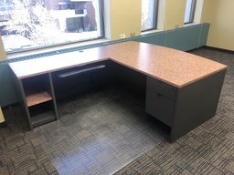 [#E6-126] Desk L Shaped 