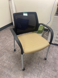 [#B8-5] Chair with Casters