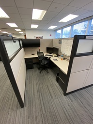 [#A4-9] Black and Tan Workstation (6x7)