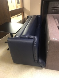 [#B6-190] Couch
