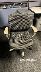 [#B13-33] Checkered Task Chair