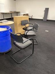 [#B4-75] Chair