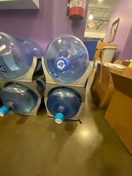 [#00-167] Gallon jug with shelves