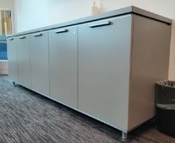 [#D5-11] Teknion credenza, 20" x 90"
