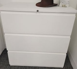 [#D8-16] 3-Drawer lateral file, 36" W