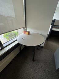 [#C5-14] Round Table 35.5"