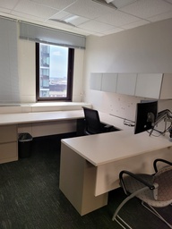 [#E8-3] Private Office Desk