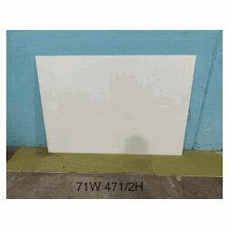 [#F4-92] Glass Board (71Wx47.50H)