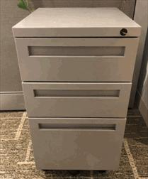 [#D16-118] PED5002 - 3 Drawer, Gray Mobile Pedestal (15Wx17.5Dx27.5H)