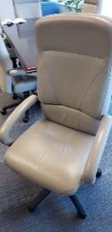 [#B13] High Back Chairs