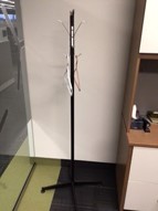 [#I5-25] Standing Coat Rack 