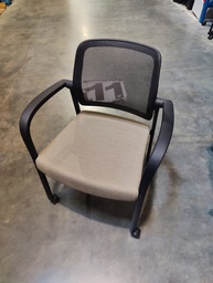 [#B5-3] Seating