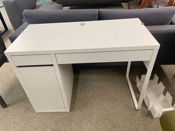[#E3-17] White Ikea Desk