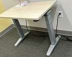 [#E10-1] L 34 X D 23 Adjustable Desk 3