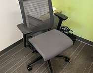 [#B13-50] Think Chair