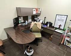 [#E7-164] H 29 X W 84 X D 92 U-Shape Desk (RR)