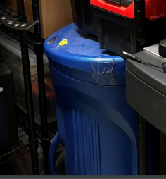 [#G4-47] BLUE RECYCLING BINS 