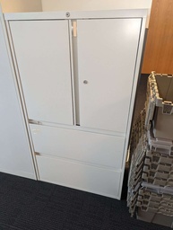 [#D19-31] STEELCASE COMBO CABINET 30"W X 53"H, 2 DRAWER, 2 DOOR, WITH LOCK