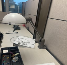 [#I6-3] desktop lamp clamp on 
