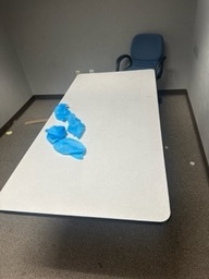 [#C8-5] 36x72 mid size conference table