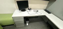 [#E6-30] Desk w Ped