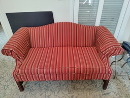 [#B6-435] Couch 60x33x33