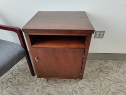 [#C11-816] Wood Side Table (with door) 20x18x29