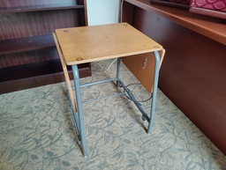 [#C11-817] Side Table with Folding Sides 22x18x26