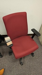 [#B13-52] Red Task Chair (Damage Arm)