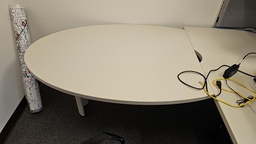 [#C5-53] Oval Desk