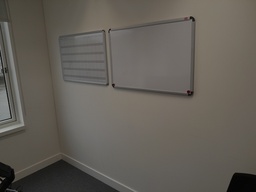[#F4-24] Wall white board/pin board