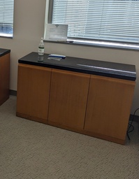 [#D5-21] Wood Credenza