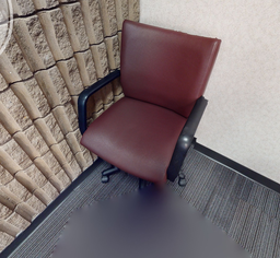 [#B13-5] Leather Task Chair