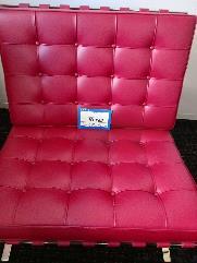 [#B12-108] 赤い革張りのソファ | Red Leather Sofa