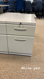 [#D16-59] White Pedestal