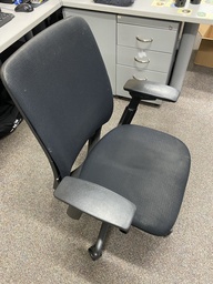 [#B13] Steelcase Black Task Chair