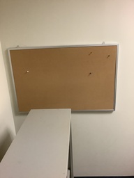 [#F1-41] Cork Board 2