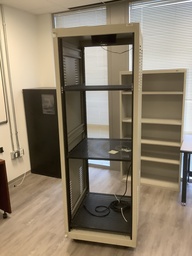 [#H15-61] Server Rack