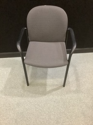 [#B8-67] Guest Chair - Gray / Black