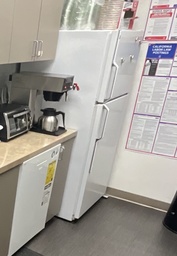 [#G10-2] Refrigerator 